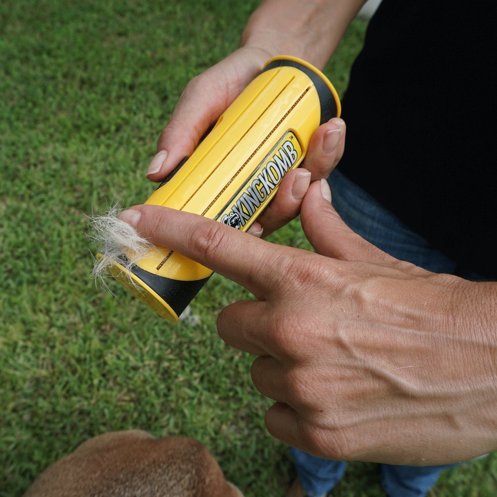 KING KOMB™ - De-Shedding tool Yellow